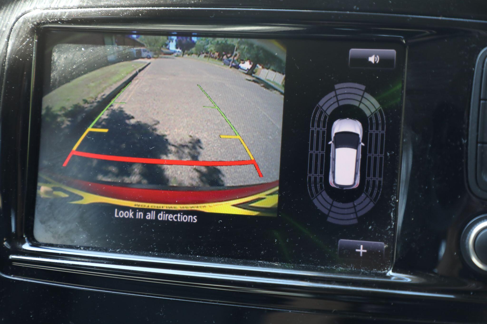 Large vehicle image